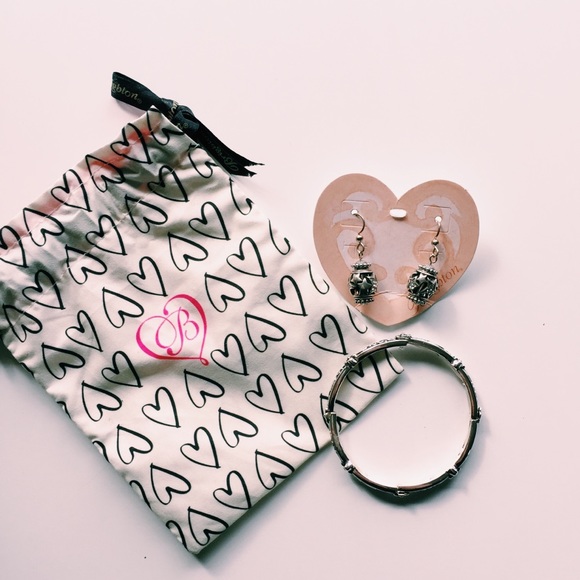 New Brighton Earrings and Bracelet Set - Picture 1 of 3